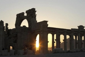 Islamic State says in total control of Syria`s Palmyra